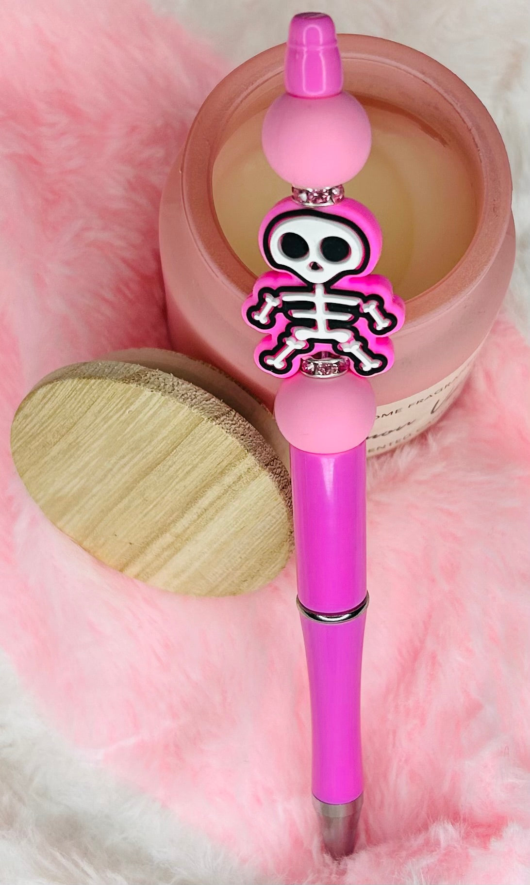 Propiska “KOSTLIVEC”