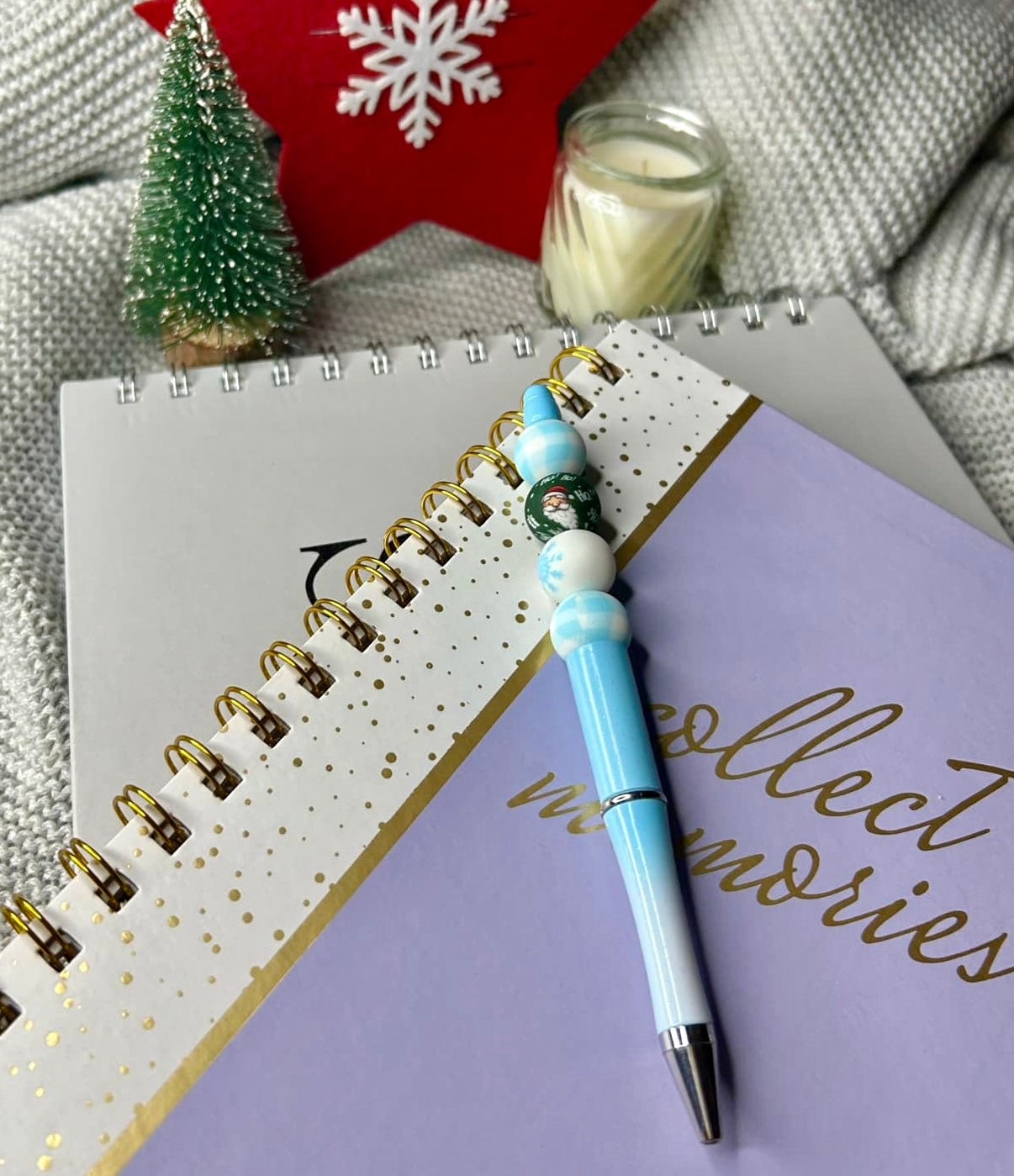 Bílá SANTA s dekory