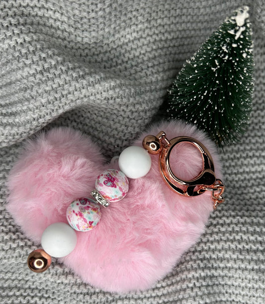 Klíčenka s dekórovými prvky