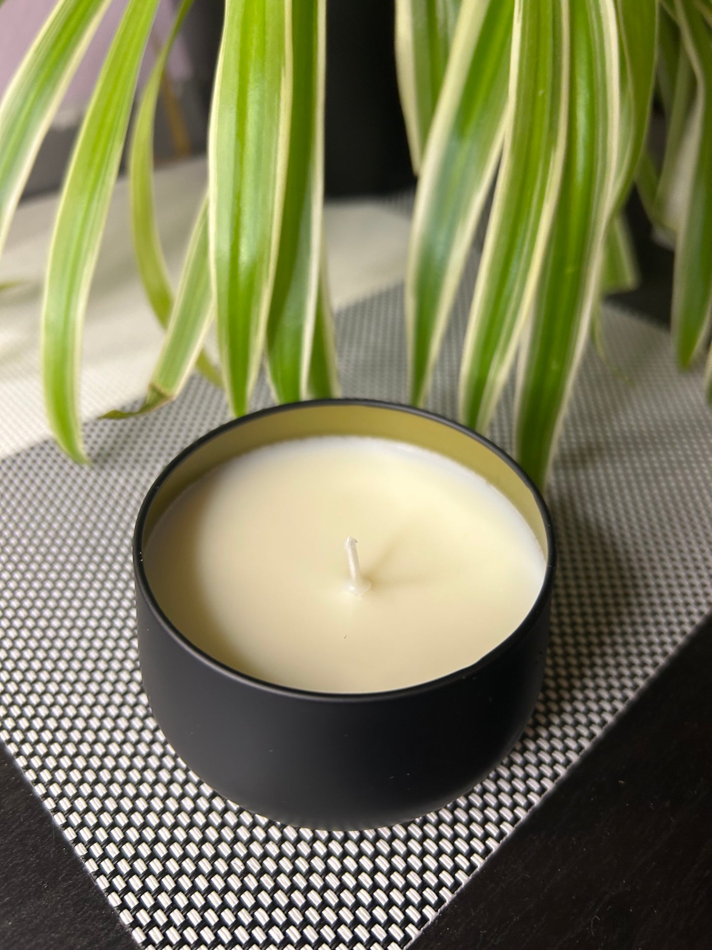 Černá elegantní bílá- VANILKA