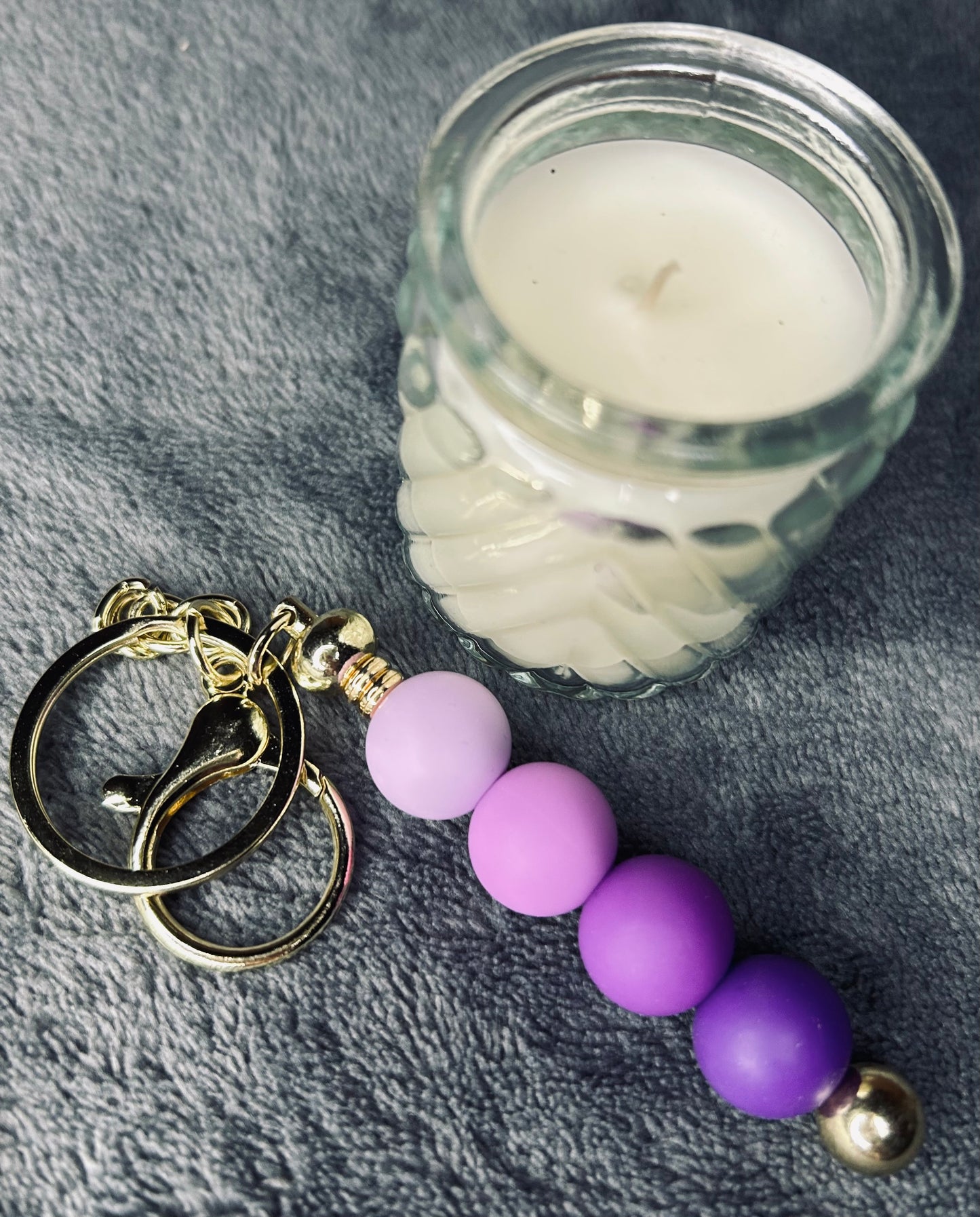 Klíčenka fialový mix